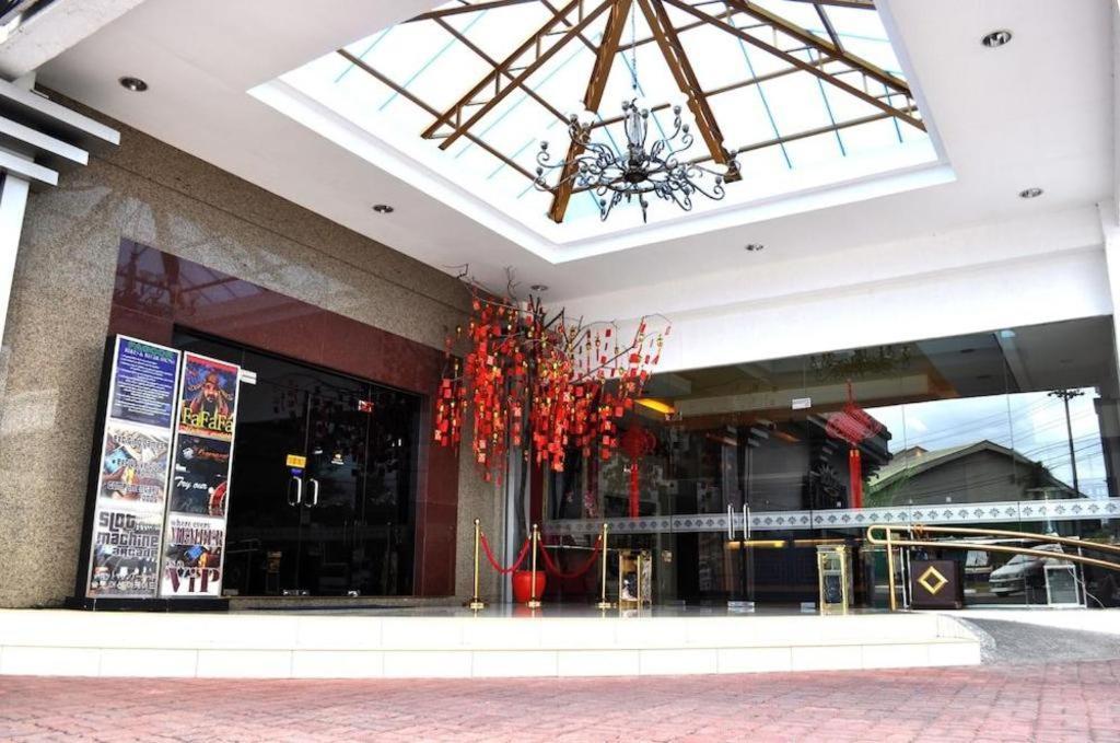 Subic Bay Venezia Hotel Olongapo Exterior photo